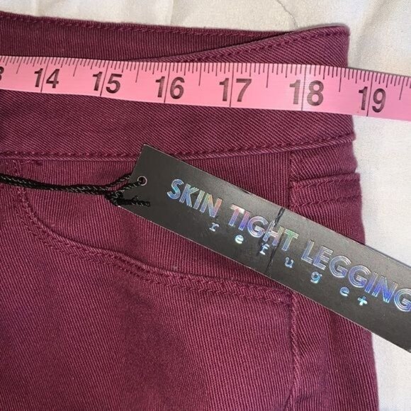 Refuge+ Womens Distressed Burgundy Skinny Leggings Size 16 - Picture 9 of 11